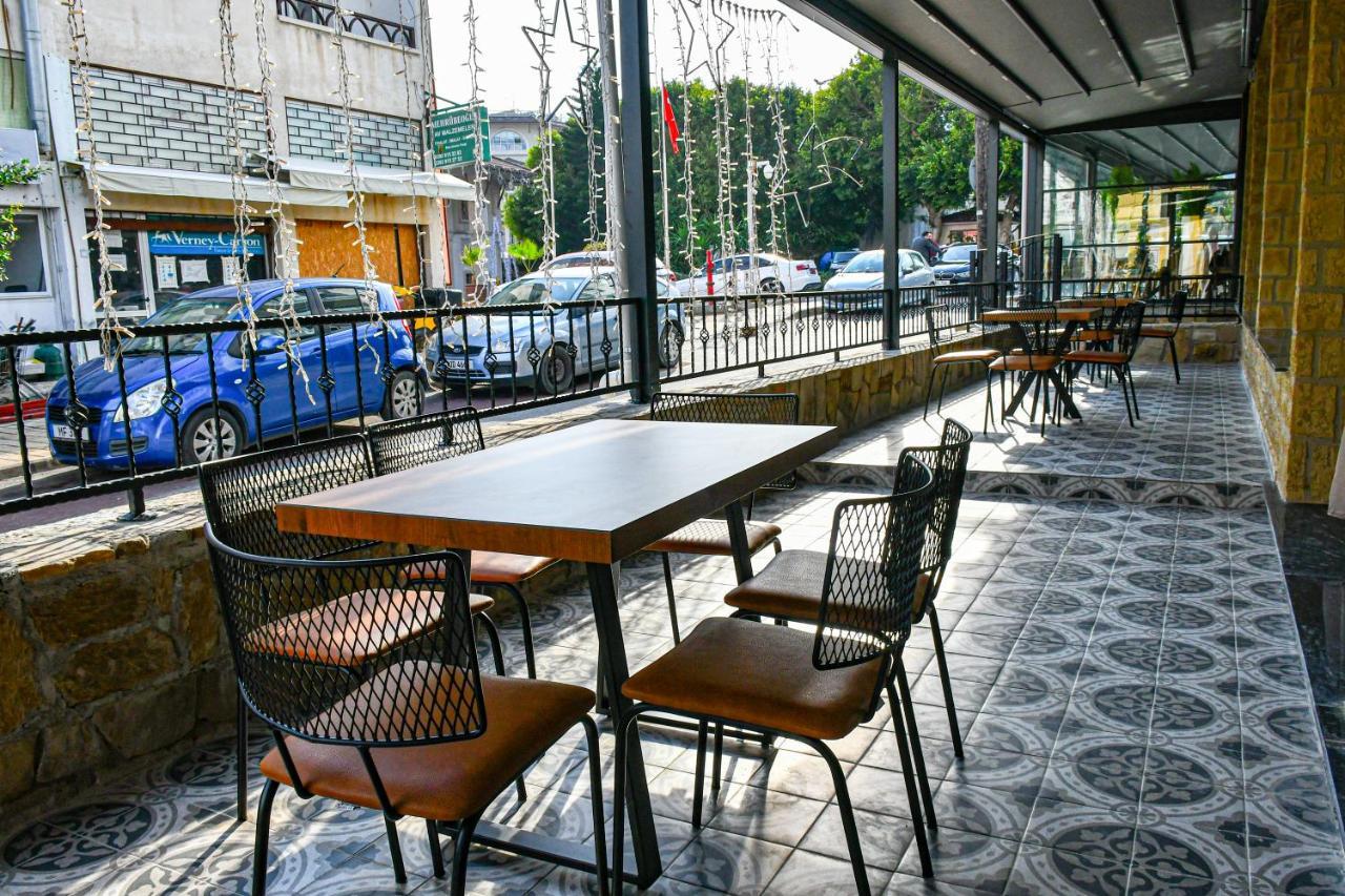Dorana Hotel Кіренія Екстер'єр фото